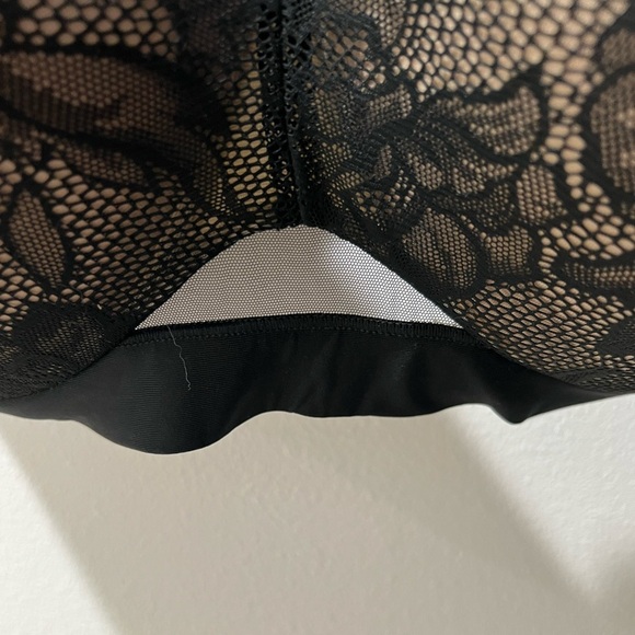 Cacique size 46G Elegant Black Lace Bra, adjustable straps, full figured, EUC - Picture 2 of 7